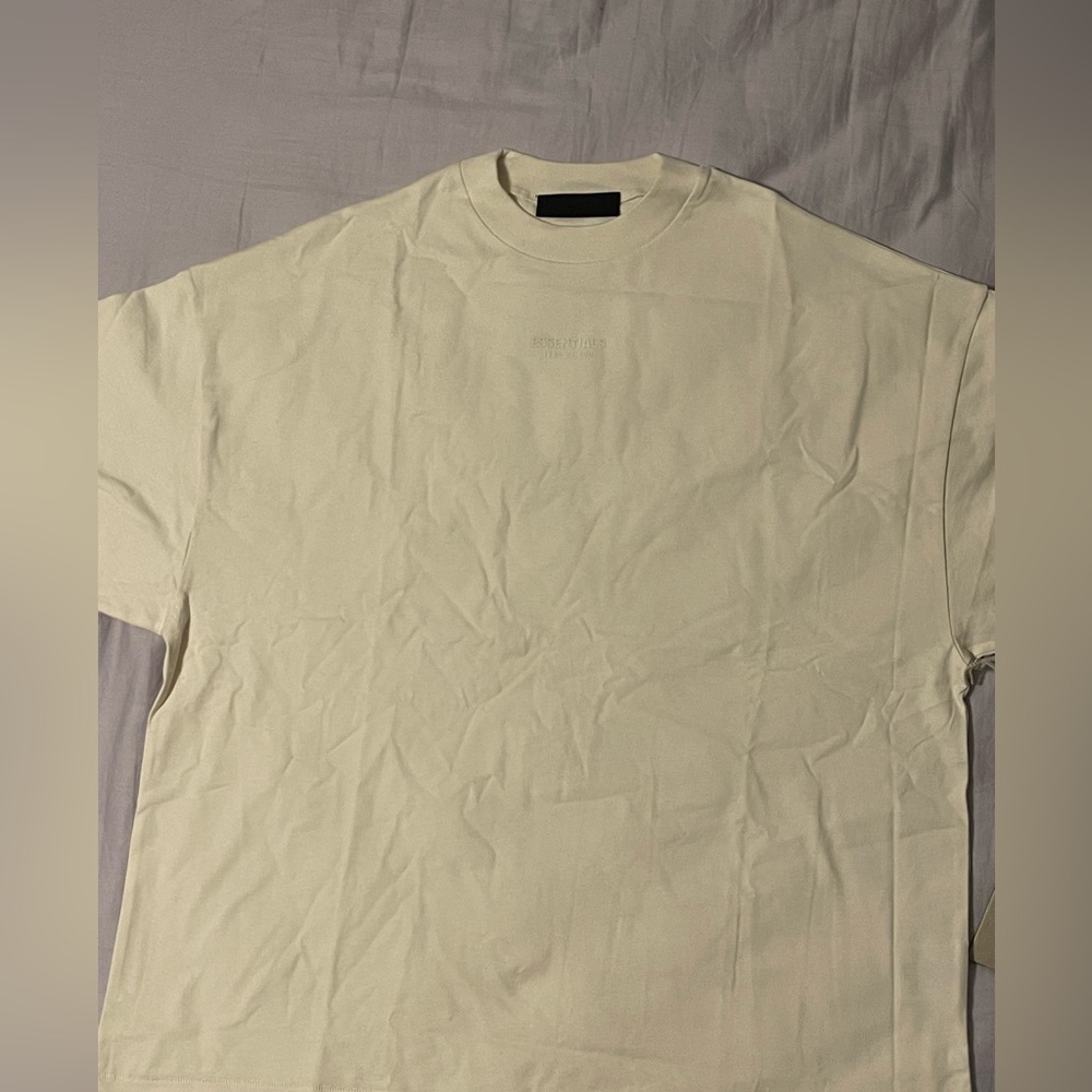 NWT Essentials Fear of God T-Shirt.
